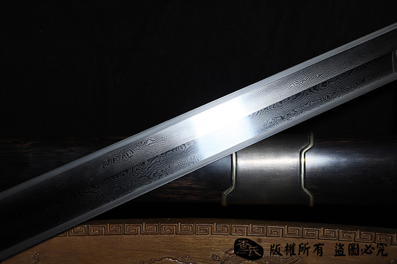 玄冰剑查长伟作品